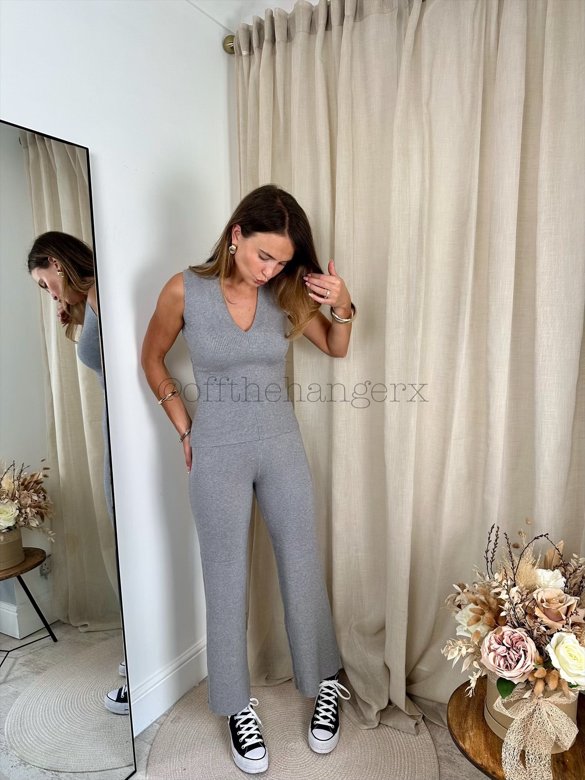 ALEXANDRA RIBBED V-NECK LOUNGEWEAR
