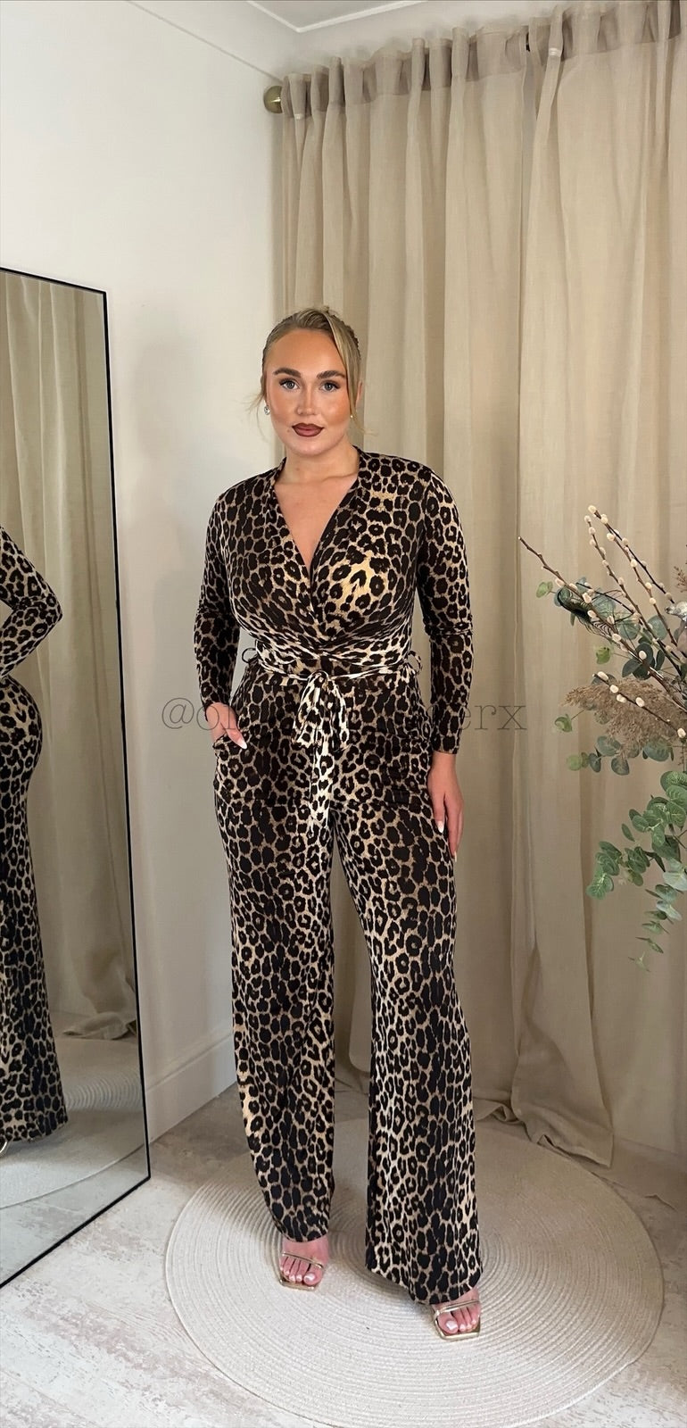 HELENA SLINKY V-NECK JUMPSUIT