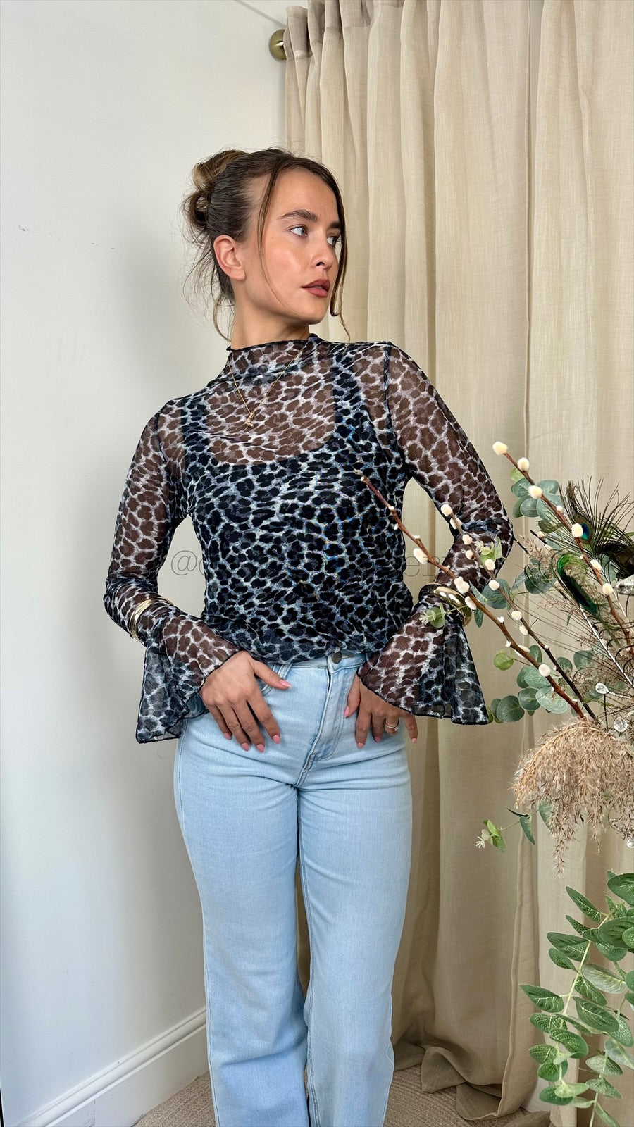 ZETTA ANIMAL PRINT MESH TOP