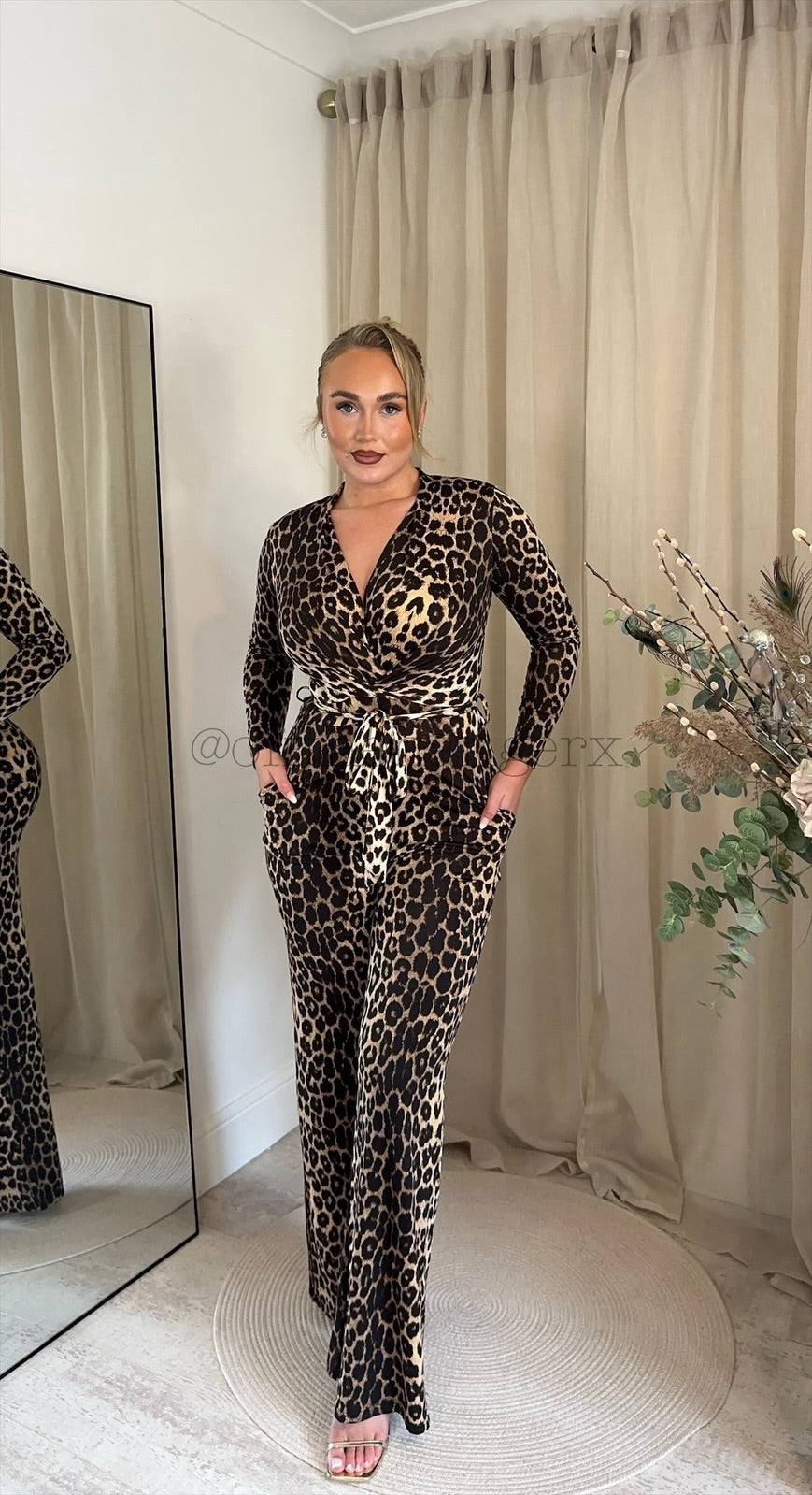 HELENA SLINKY V-NECK JUMPSUIT