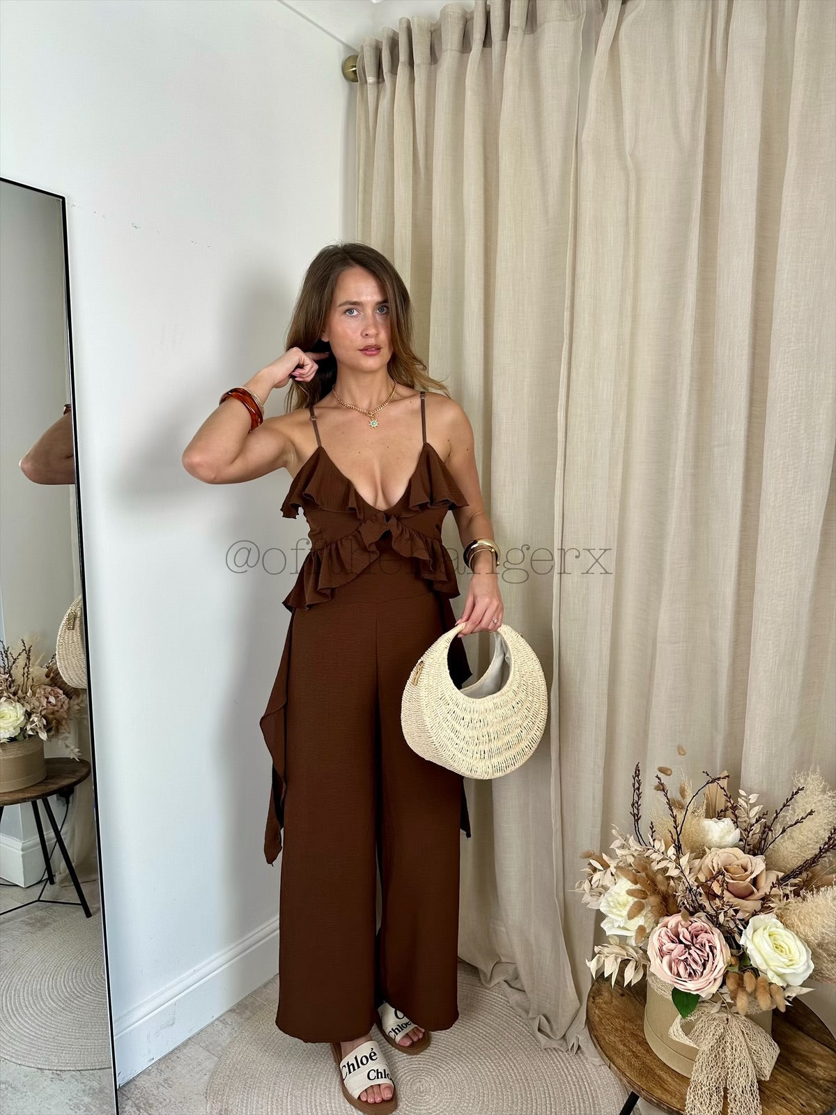 ARIA FRILL DETAILED JUMPSUIT