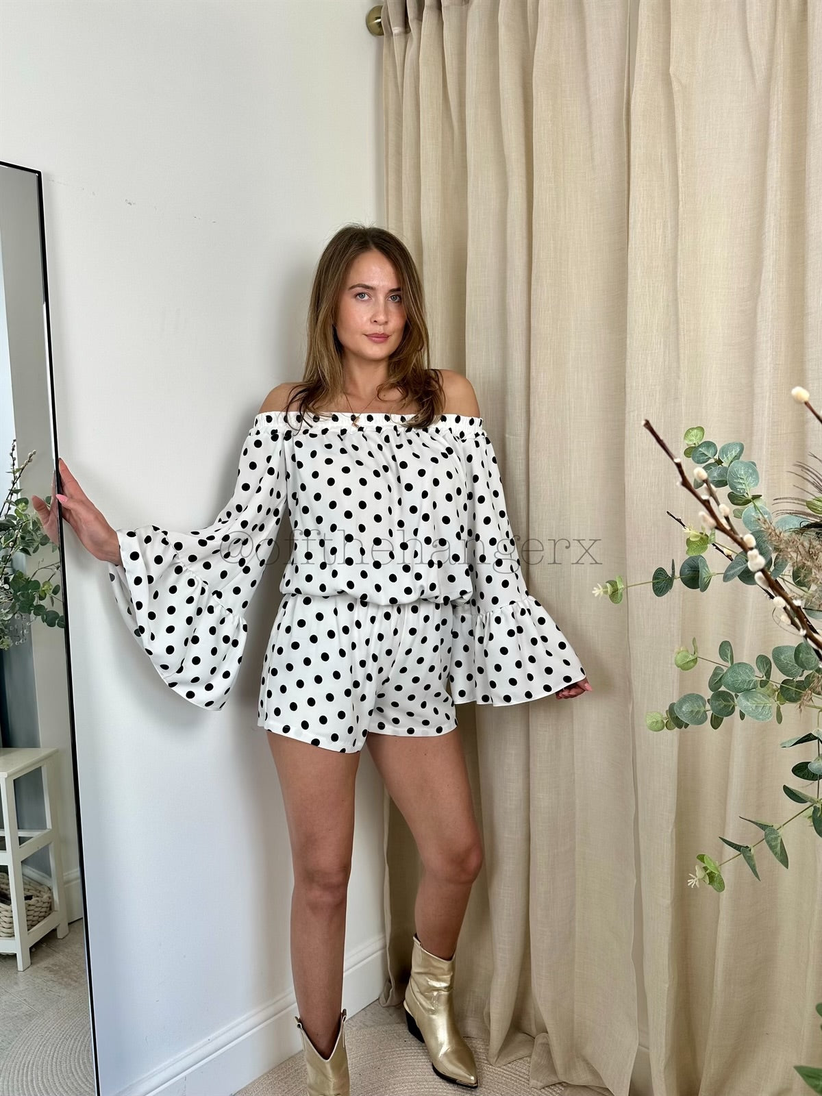 SERENA OFF SHOULDER SHORT SET