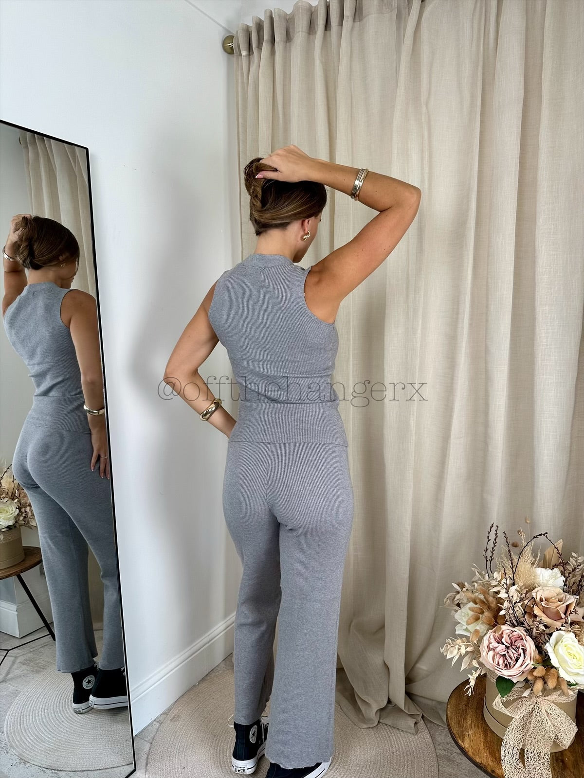 ALEXANDRA RIBBED V-NECK LOUNGEWEAR
