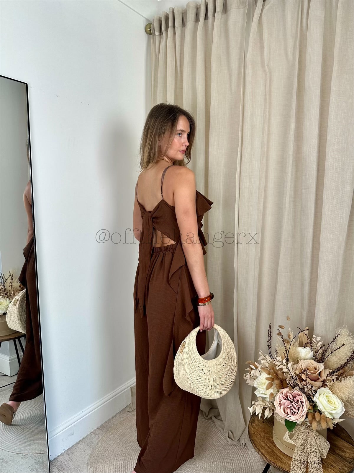 ARIA FRILL DETAILED JUMPSUIT