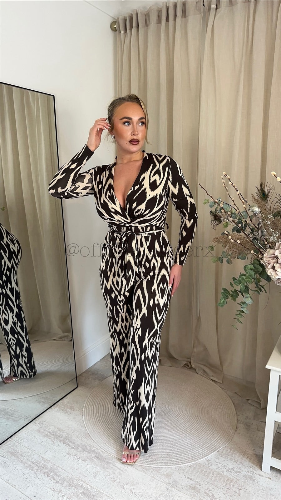HELENA SLINKY V-NECK JUMPSUIT