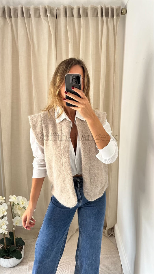 RAYA WOOL FEEL WAISTCOAT