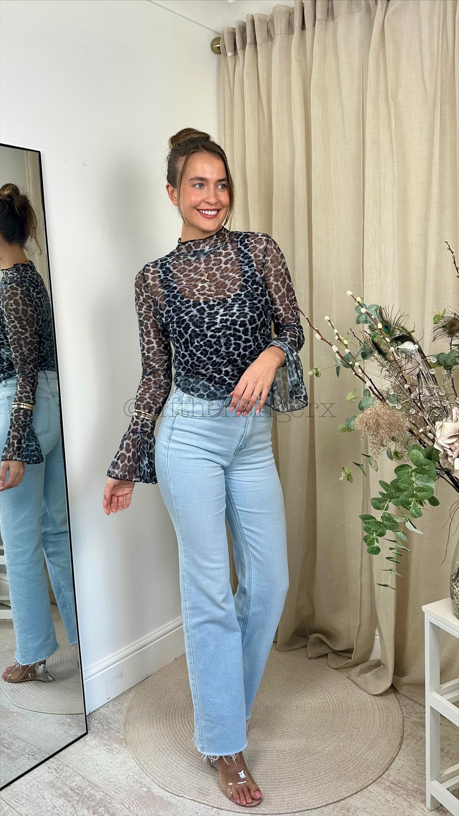 ZETTA ANIMAL PRINT MESH TOP