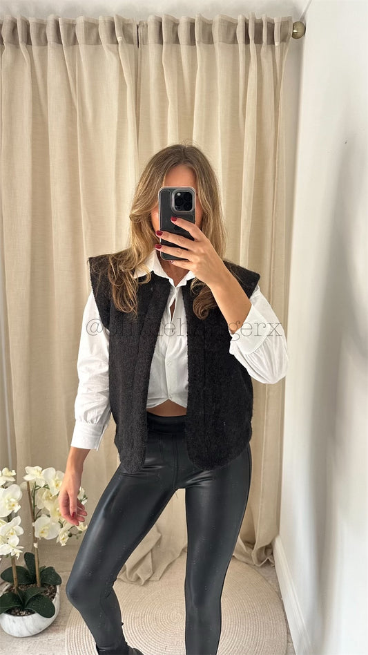 RAYA WOOL FEEL WAISTCOAT