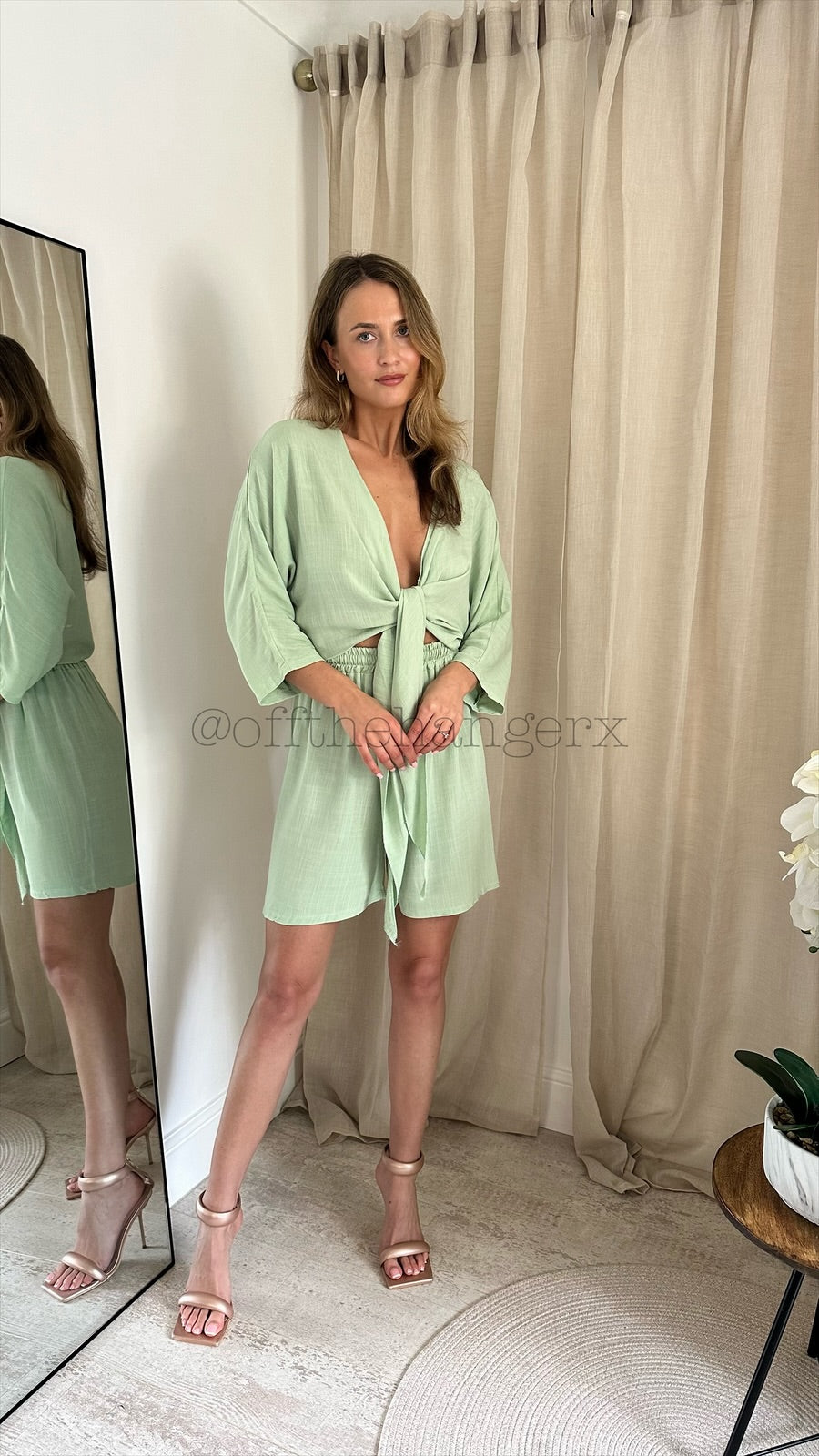GRECIA LINEN TIE SHORT SET