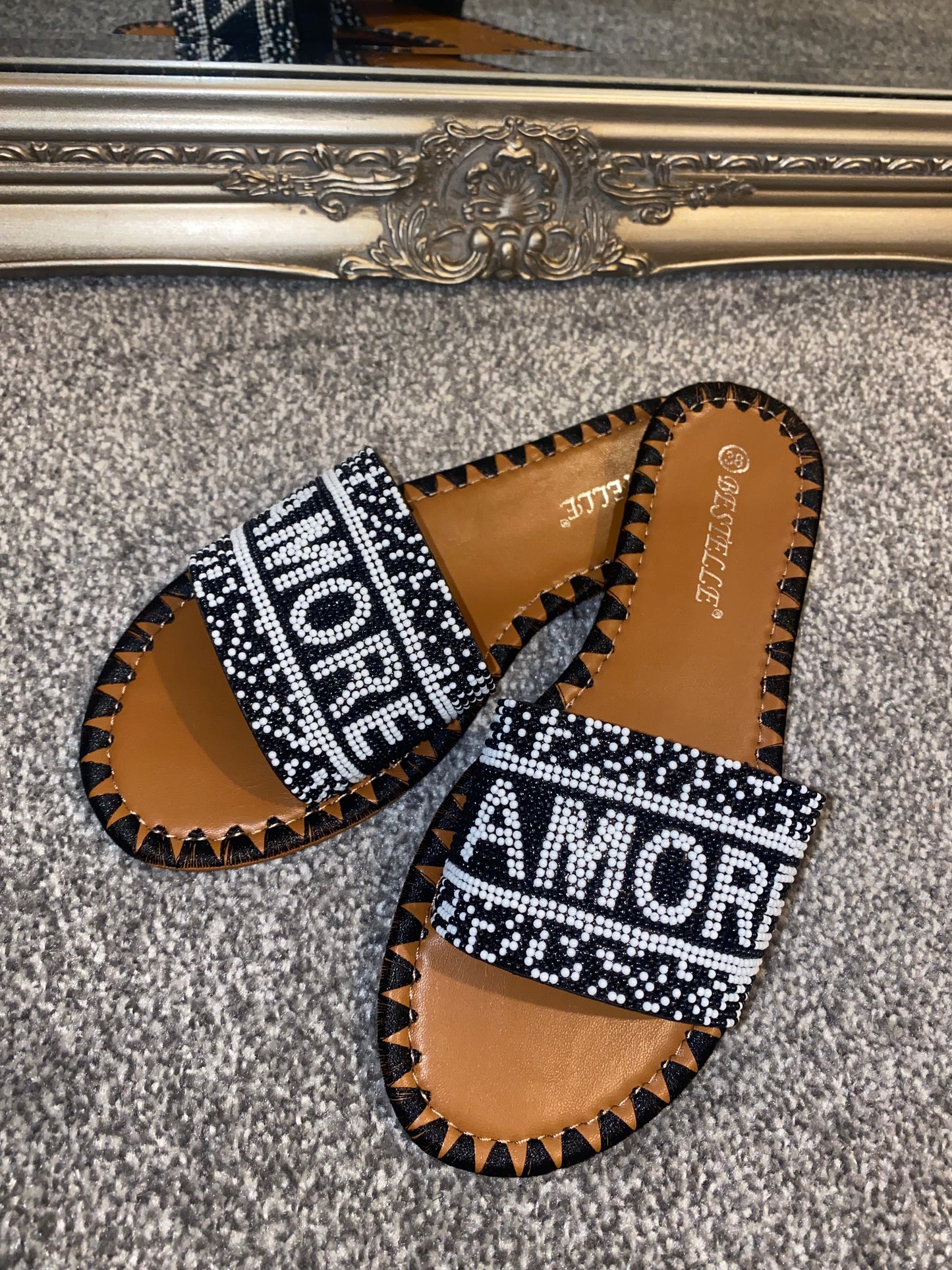 UK3 Sandal £10 Bag