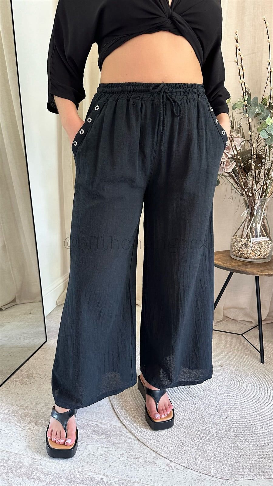 CLEO LINEN BUTTON DETAIL FLARE TROUSERS