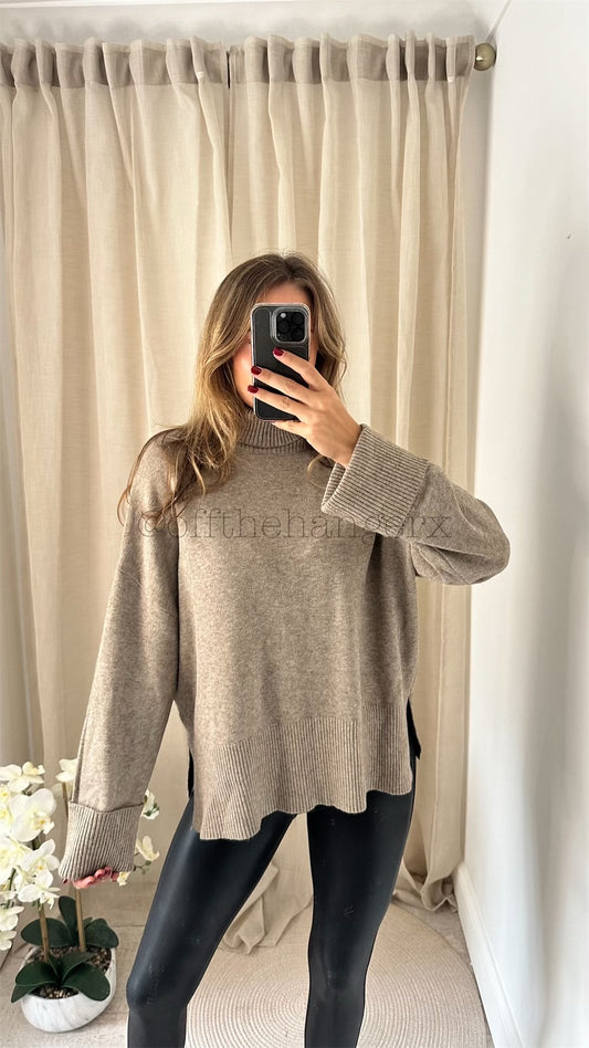 HAYLEY SOFT ROLL NECK JUMPER